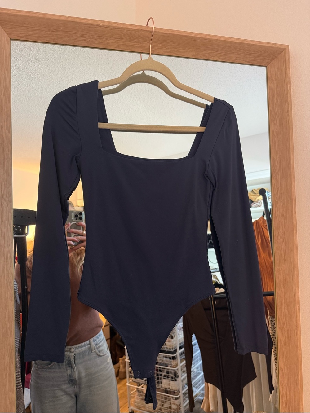 Aritzia babaton  Women's Navy  Long-Sleeve Square-Neck Bodysuit